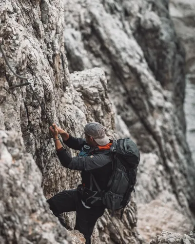 Tobias rademacher e3yp S23g Qy A unsplash